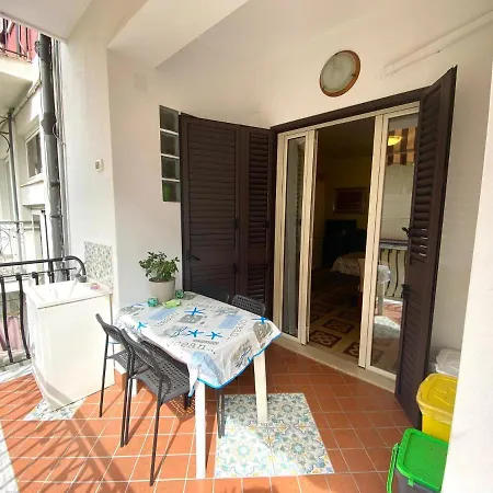 Rosy Apartment *