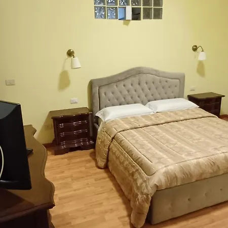 Rosy Apartment Giardini Naxos